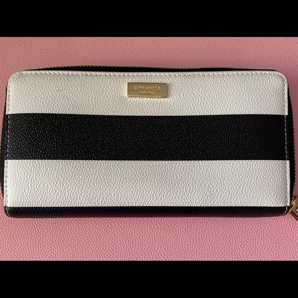 Kate Spade ♠️ wallet
